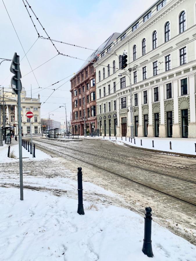 Apartament Good Morning Wroclaw 1 Pietro - Klima - 100M Rynek - Netflix - Parking W Cenie المظهر الخارجي الصورة