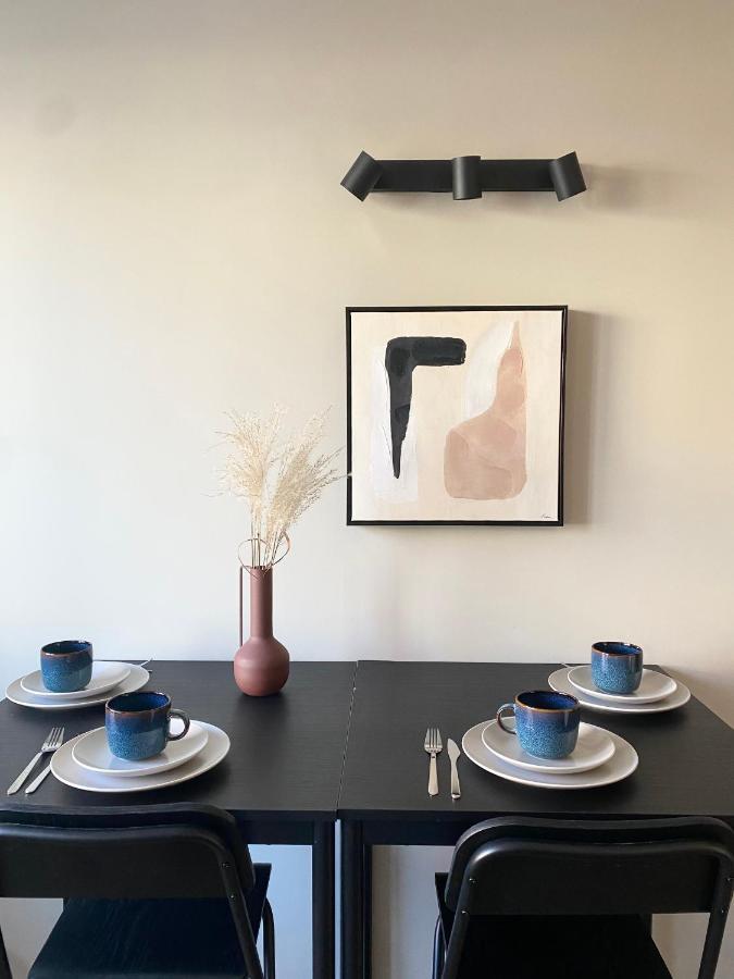 Apartament Good Morning Wroclaw 1 Pietro - Klima - 100M Rynek - Netflix - Parking W Cenie المظهر الخارجي الصورة