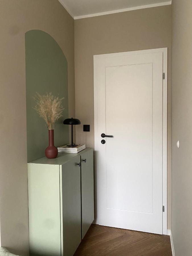 Apartament Good Morning Wroclaw 1 Pietro - Klima - 100M Rynek - Netflix - Parking W Cenie المظهر الخارجي الصورة