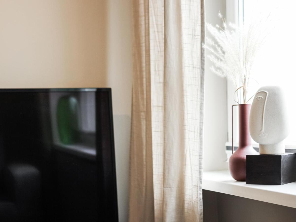 Apartament Good Morning Wroclaw 1 Pietro - Klima - 100M Rynek - Netflix - Parking W Cenie المظهر الخارجي الصورة
