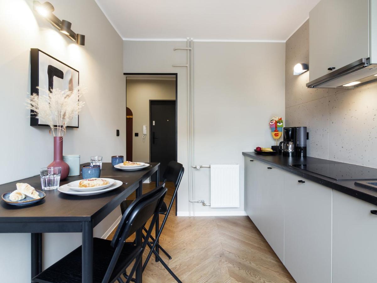 Apartament Good Morning Wroclaw 1 Pietro - Klima - 100M Rynek - Netflix - Parking W Cenie المظهر الخارجي الصورة