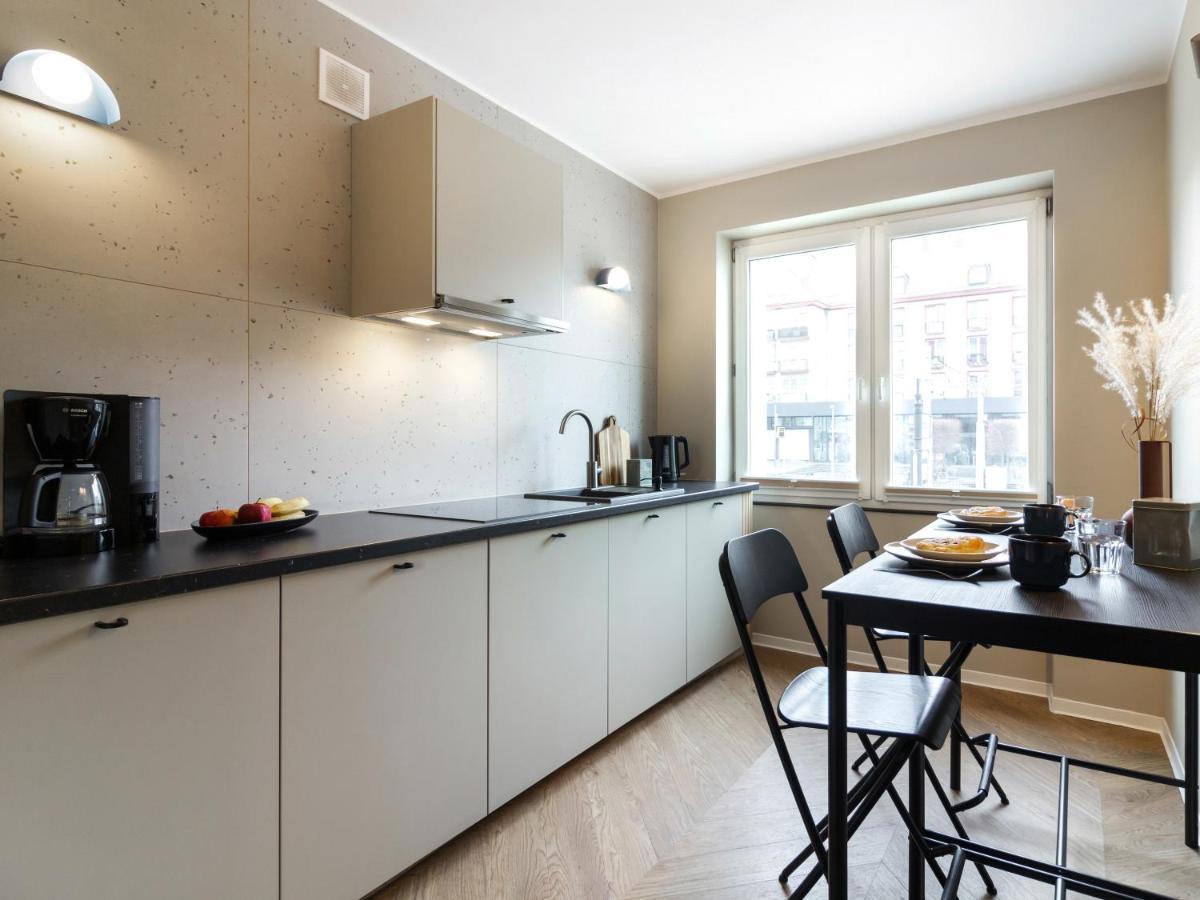 Apartament Good Morning Wroclaw 1 Pietro - Klima - 100M Rynek - Netflix - Parking W Cenie المظهر الخارجي الصورة