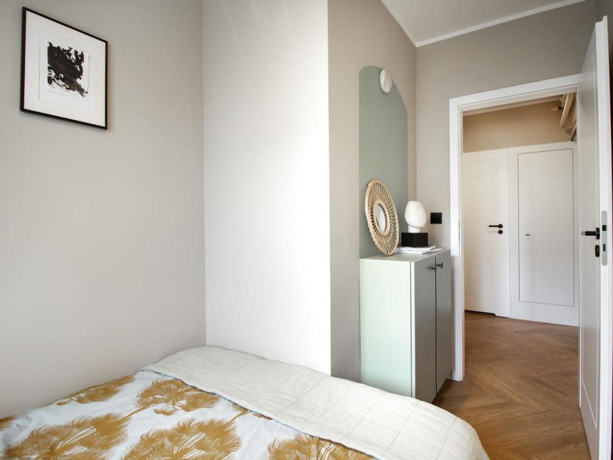 Apartament Good Morning Wroclaw 1 Pietro - Klima - 100M Rynek - Netflix - Parking W Cenie المظهر الخارجي الصورة